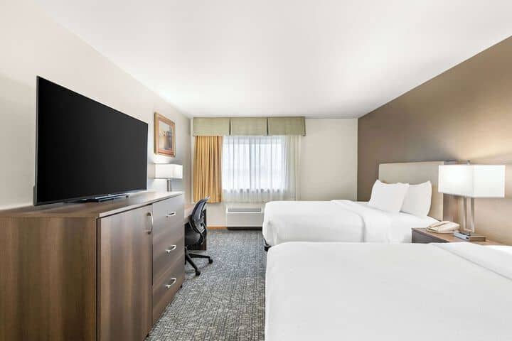 Room 27 of 54