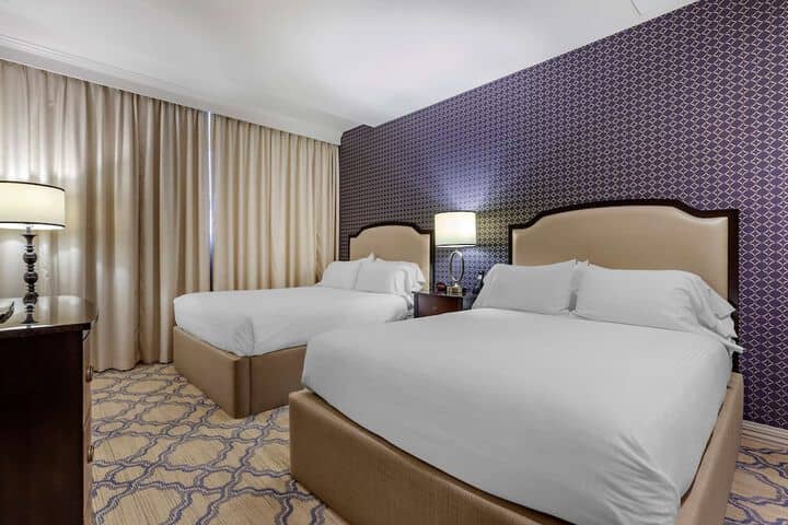 Room 30 of 73