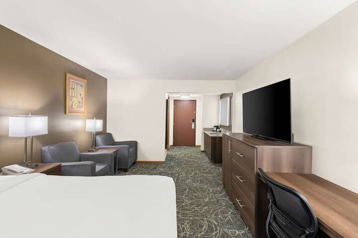 Room 13 of 54